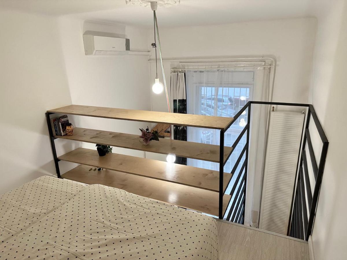 Twenty2 Apartament *